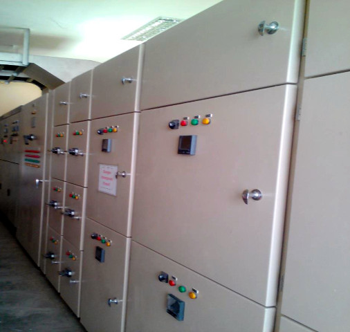 Low voltage switchgear 2 with capacitor bank for SMMI feed mills